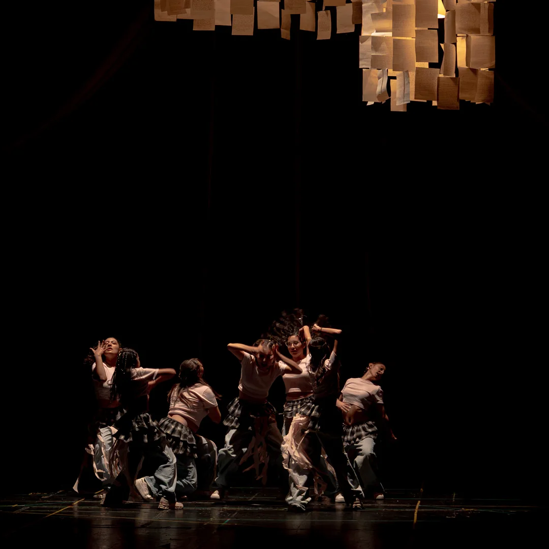 Sincronía Milimétrica - The Crown Dance Studio