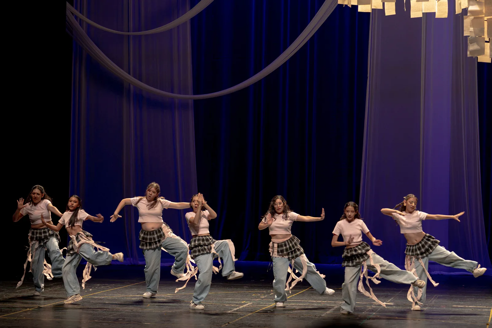 Idol Performance - The Crown Dance Studio